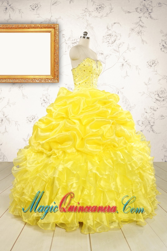 Popular Sweetheart Yellow Quinceanera Dresses with Beading