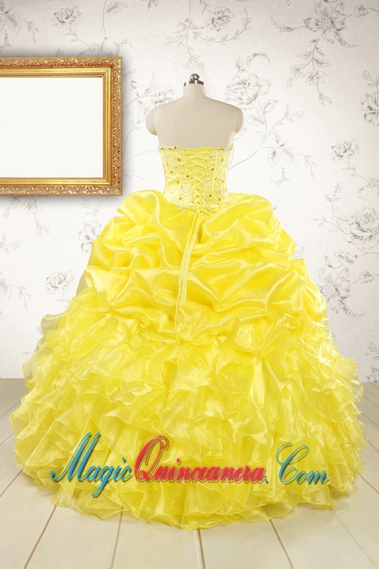 Popular Sweetheart Yellow Quinceanera Dresses with Beading