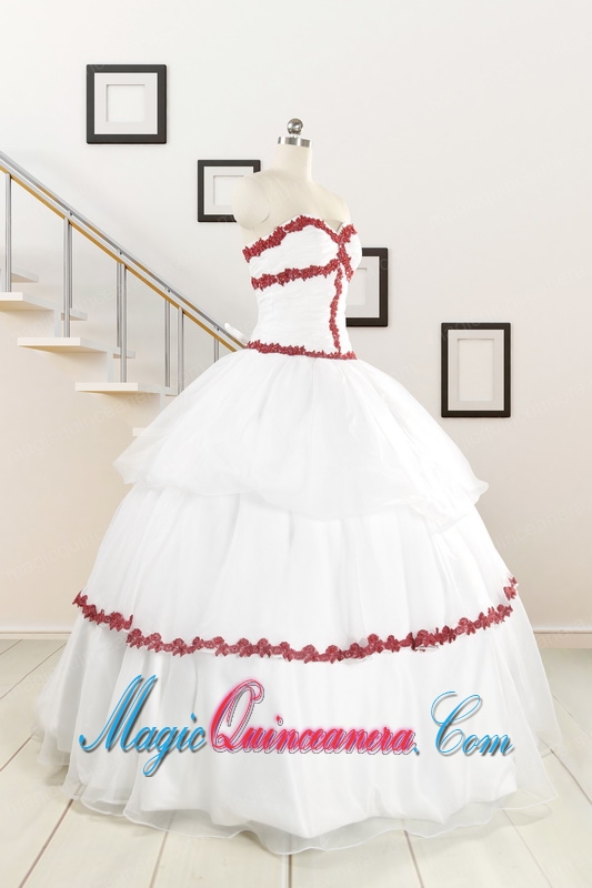 2015 Sweetheart Ball Gown Quinceanera Dresses with Appliques