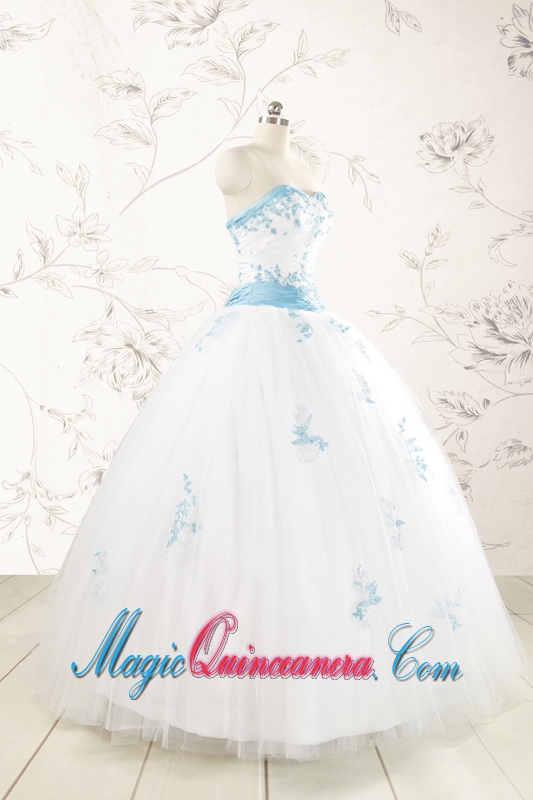 Discount Appliques and Beading White Ball Gown Quinceanera Dresses
