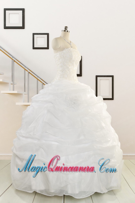 Puffy White Beading Quinceanera Dresses for 2015