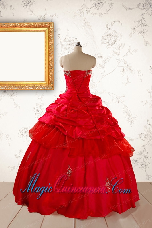 2015 Beautiful Beading Sweetheart Quinceanera Dress in Red