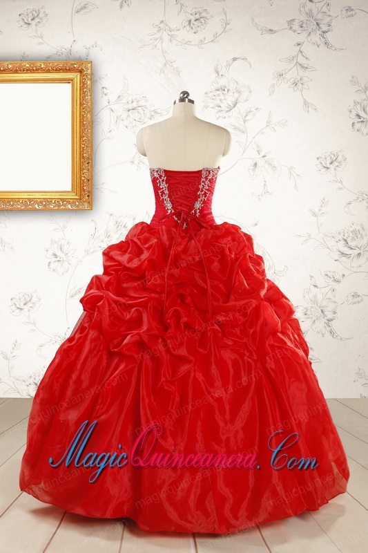 2015 Unique Sweetheart Quinceanera Dresses with Appliques