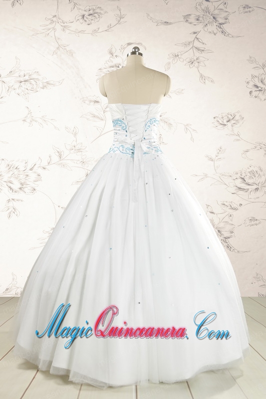 2015 Beautiful Appliques and Beading White Quinceanera Dresses