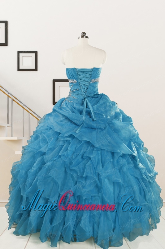 2015 Elegant Strapless Blue Quinceanera Dresses with Beading and Ruffles