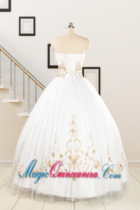 2015 Spring Sweet Beading White Quinceanera Dresses