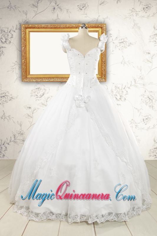 2015 Wonderful White Quinceanera Dresses with Appliques and Beading