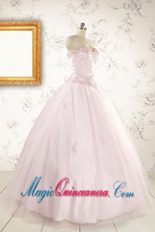 2015 Pretty Appliques Light Pink Quinceanera Dresses