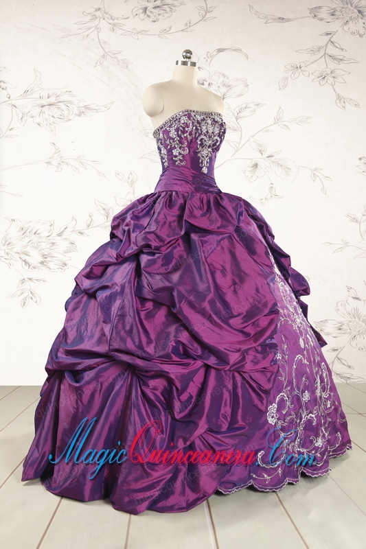 Purple Strapless 2015 Quinceanera Dresses with Embroidery