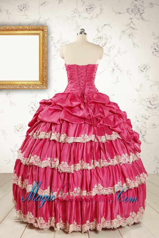 Cheap Appliques Sweet 15 Dresses in Coral Red