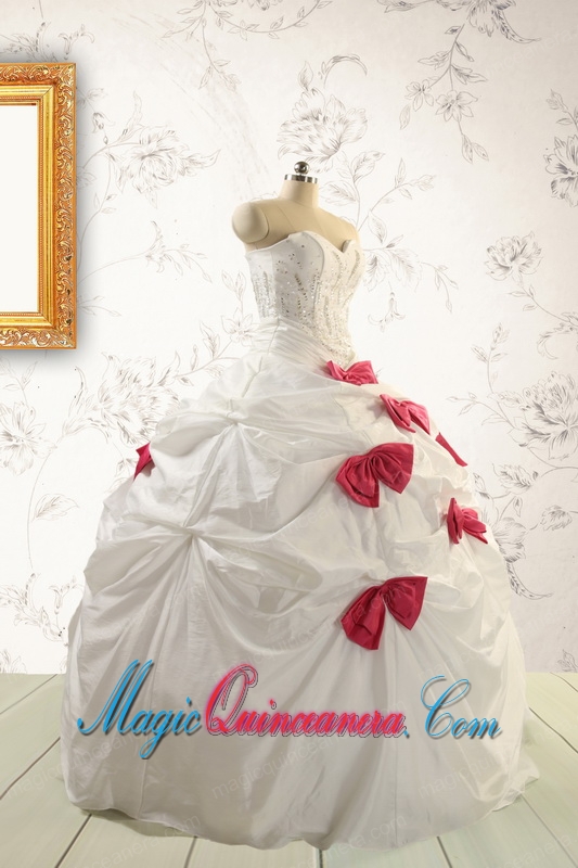 Cheap White Quinceanera Dresses with Beading and Bowknots For 2015