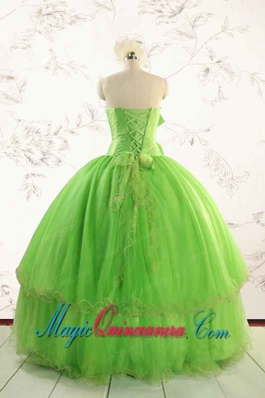 Spring Green Quinceanera Dresses with Beading and Bowknot for 2015 Spring