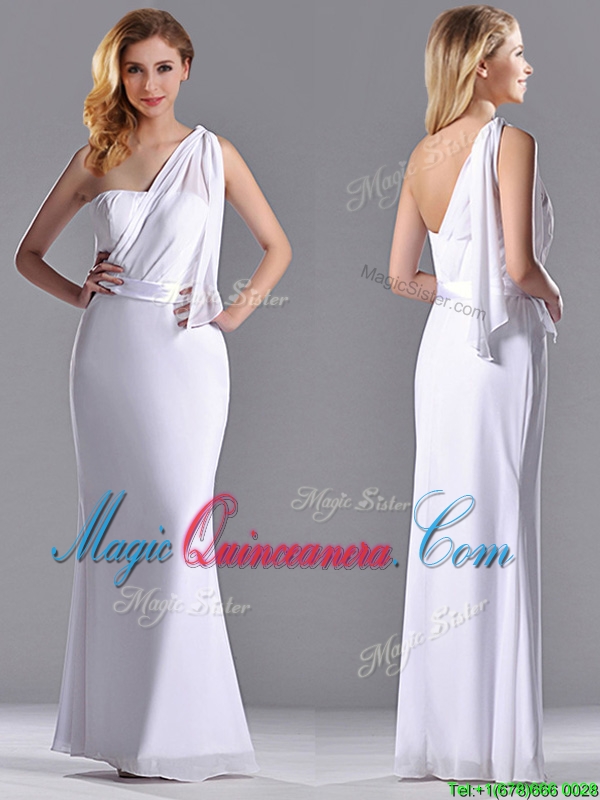 triumph Exclusive Column White Chiffon Backless Dama Dress with One Shoulder