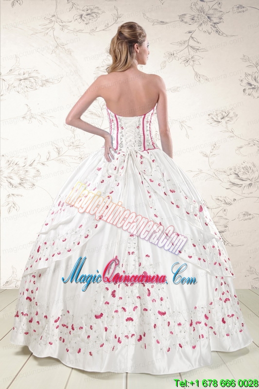 2015 Cheap Strapless Quinceanera Dresses with Appliques