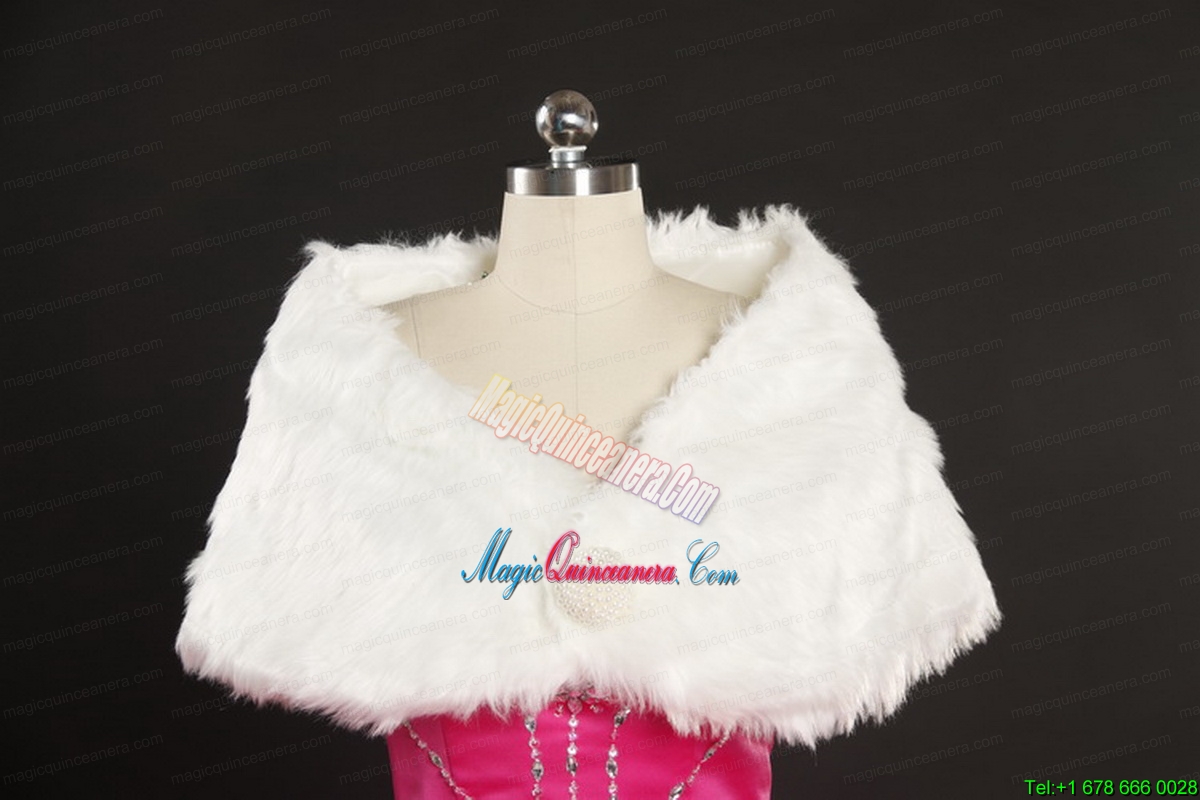 2015 Modern White Quinceanera Dresses with Appliques and Beading