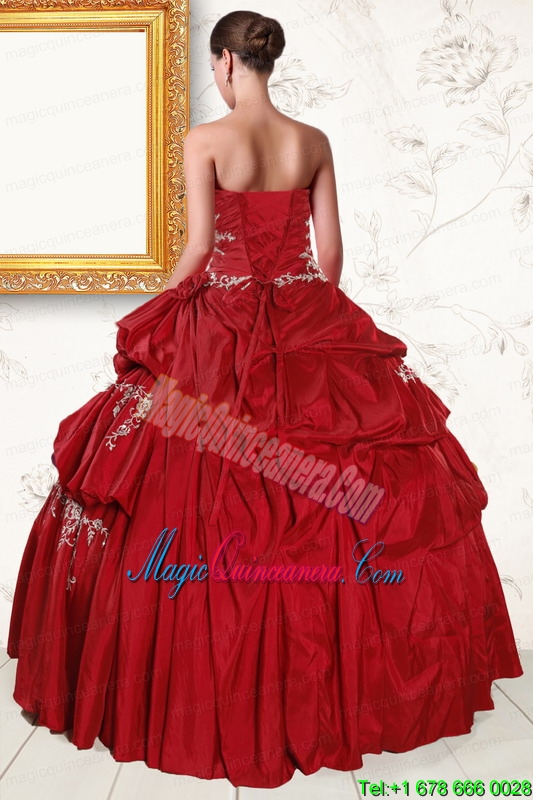 2015 Wine Red Sweetheart Quinceanera Dresses with Embroidery