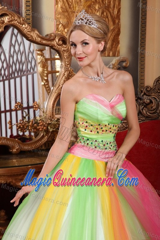 Colorful Tulle Sweetheart Quinceanera Gown Dresses with Beading