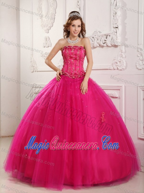 Traditional Ball Gown Hot Pink Beaded Sweet Sixteen Dresses