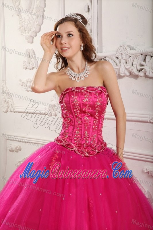 Traditional Ball Gown Hot Pink Beaded Sweet Sixteen Dresses