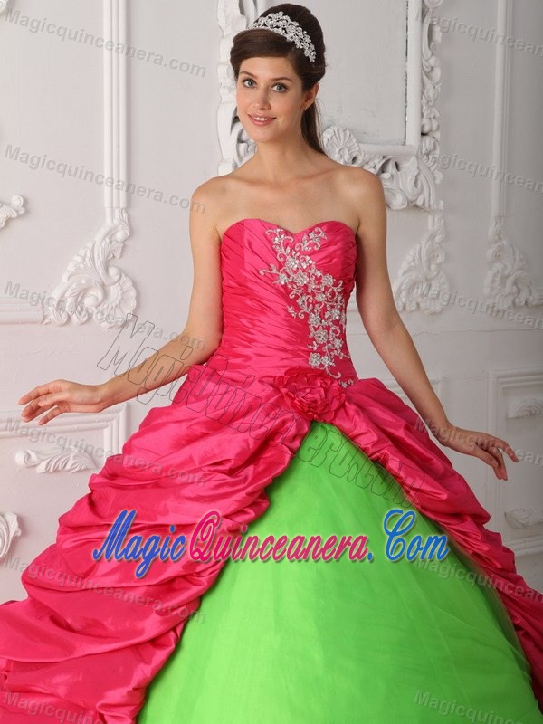 Two-toned Sweetheart Appliqued Sweet 15/16 Birthday Dress