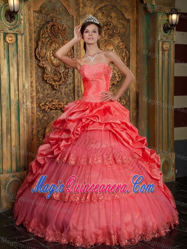 Watermelon Red Pick Ups Sweet Sixteen Dresses with Lace Hem