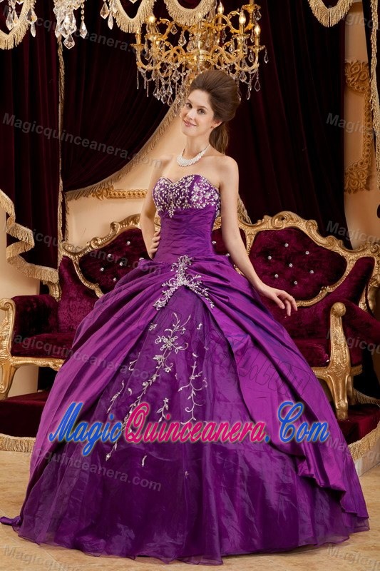 Stylish Purple Taffeta Liqued Sweet 15 16 Birthday Dresses Stylish Purple Taffeta Liqued Sweet 15 16 Birthday Dresses Triumph
