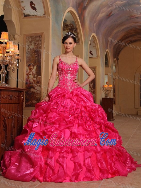 Red Spaghetti Straps Organza Embroidery Quinceanera Dress in Aachen
