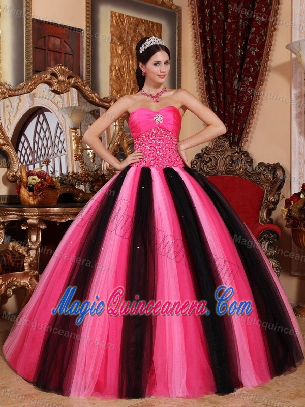 Hot Pink and Black Beaded Tulle Quinceanera Dresses in Newtownabbey