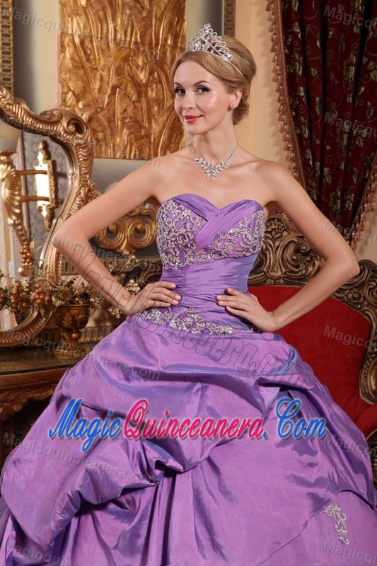 Lavender Strapless Taffeta Appliques Quinceaneras Dress in Newry