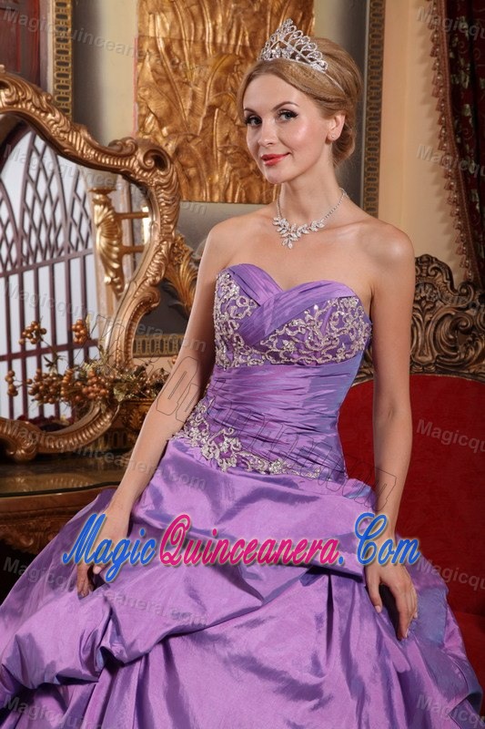 Lavender Strapless Taffeta Appliques Quinceaneras Dress in Newry