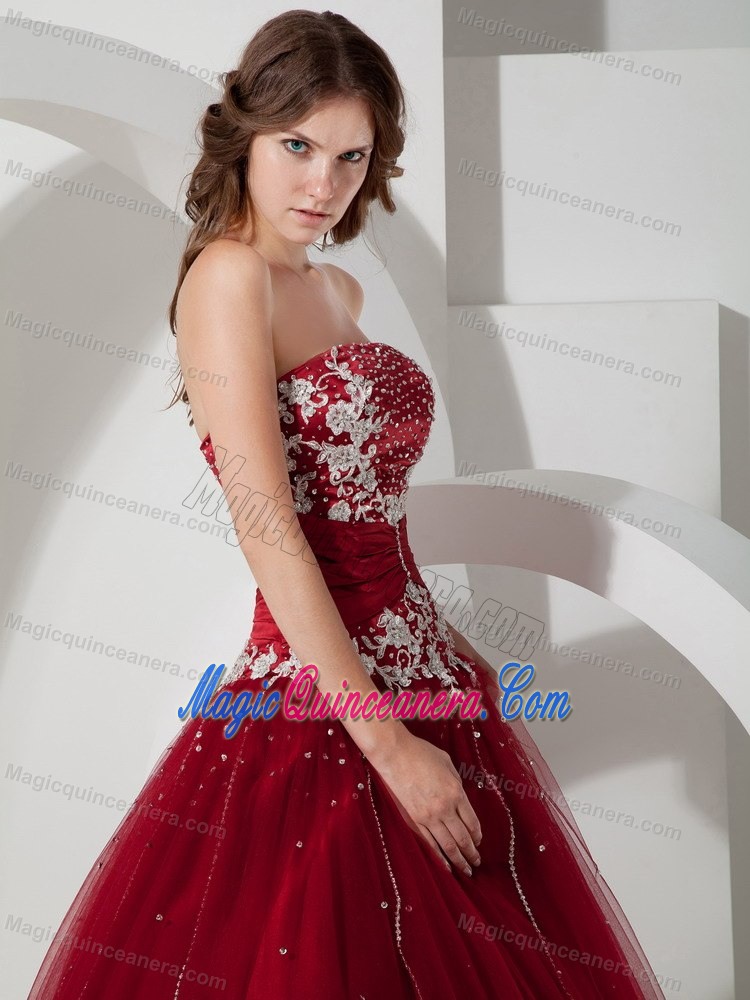 Low Price Wine Red Beaded Appliqued Sweet Sixteen Dresses