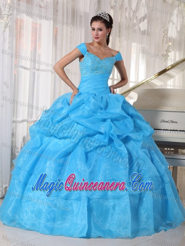 Blue Off the Shoulder Dresses for a Quince with Appliques and Pick-ups