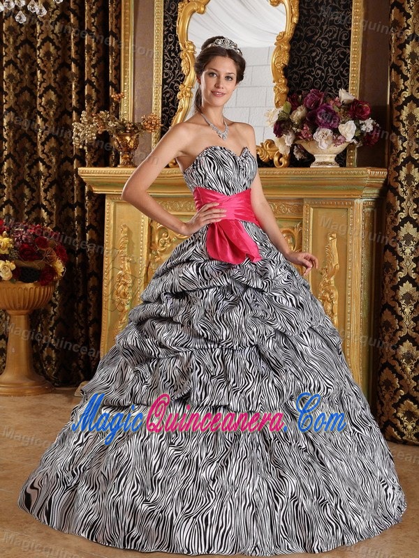 Luxurious Sweetheart Zebra Printed Quinceanera Party Dress with Sash