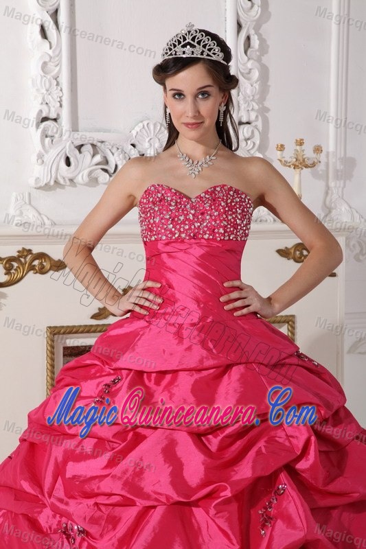 Red Pick-ups Appliques Quinceanera Gowns Beading for Quebec City