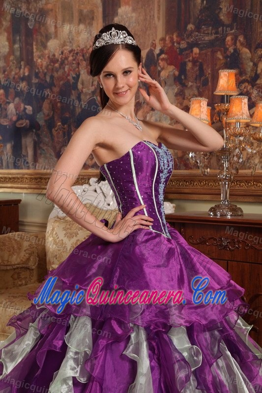 Fashionable Purple Beaded Appliques Dresses for a Quince with Ruffles