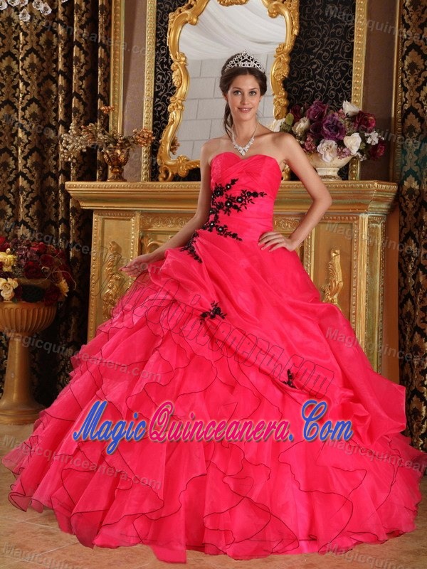 Exquisite Red Quinceanera Dresses Appliques Organza Ruffles in Homer