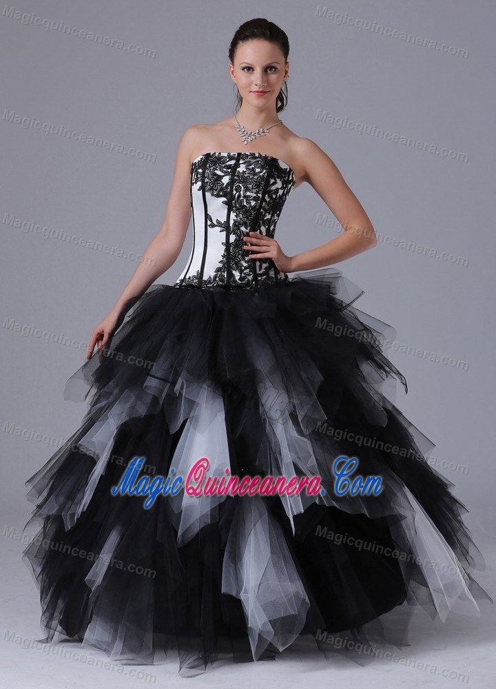 Anchorage Black and White Appliques Tulle Sweet 16 Dresses Strapless