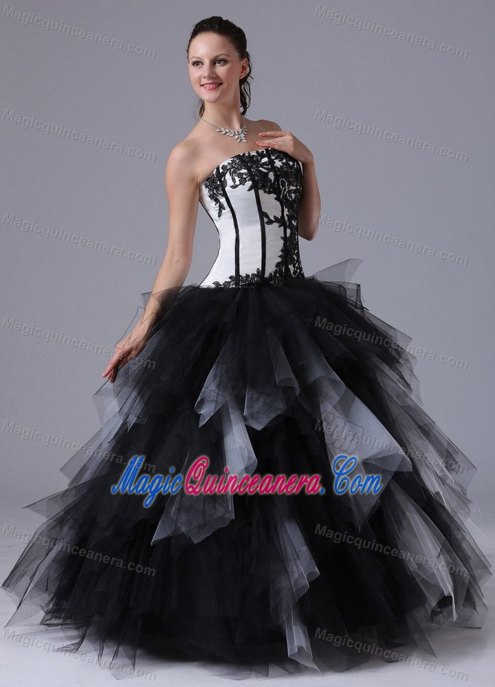 Anchorage Black and White Appliques Tulle Sweet 16 Dresses Strapless