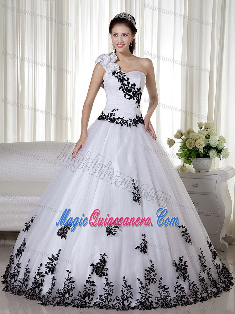 White and Black One Shoulder Sweet 16 Dresses with Appliques 2013