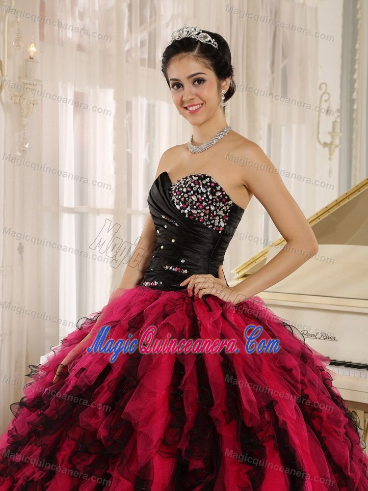 Black and Red Ball Gown Sweetheart Sweet 15 Dresses with Beading