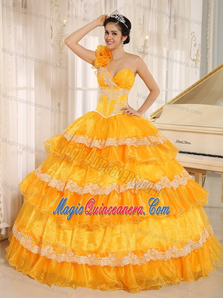Flowery One Shoulder Orange Organza Sweet 15 Dress with Appliques