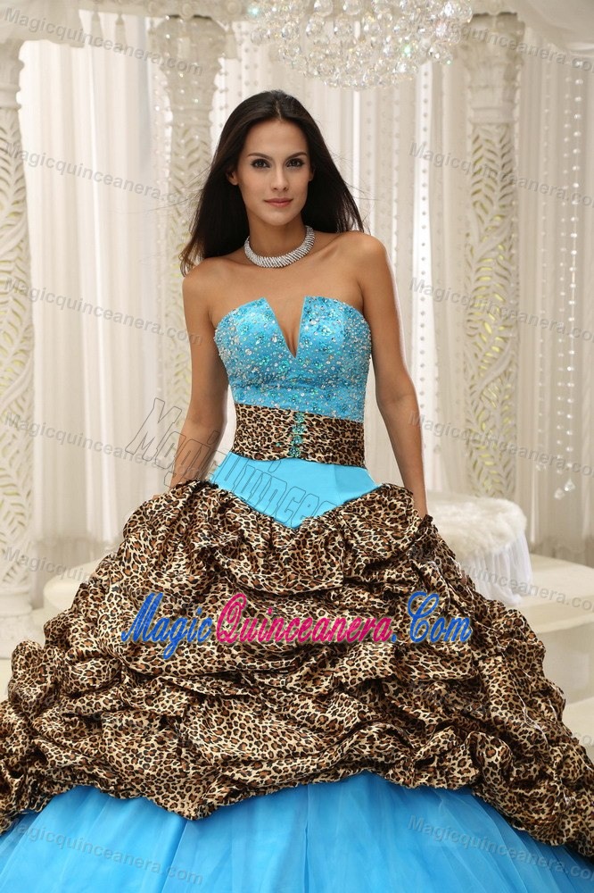 Leopard and Organza Beaded V Neck Quinceanera Gowns in Blue Color
