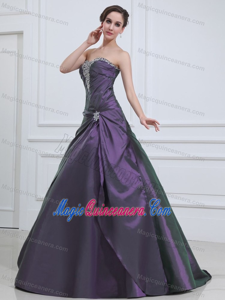 Dark Purple A-line Sweetheart Quinces Dresses with Beaded Taffeta