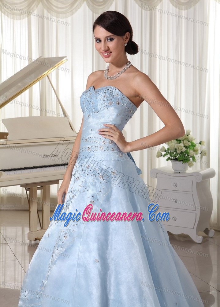 Appliqued Organza Sweetheart Quinceanera Dresses in Light Blue
