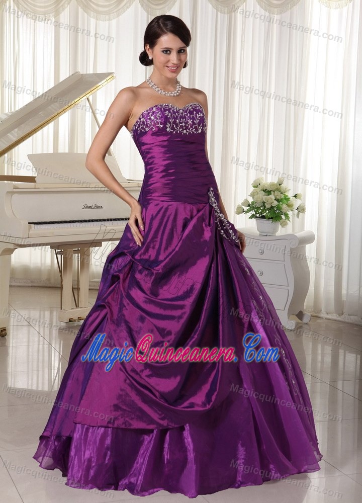 Purple Taffeta and Organza Quinceanera Dresses with Embroidery