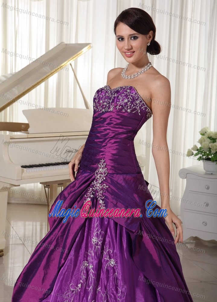 Purple Taffeta and Organza Quinceanera Dresses with Embroidery