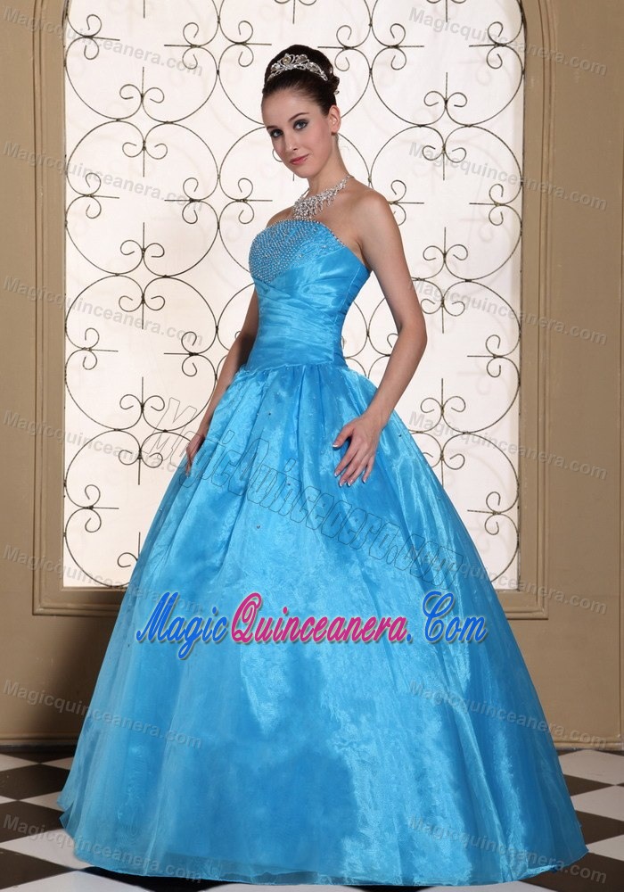 2013 Popular Blue Floor Length Quinceanera Dresses with Beading
