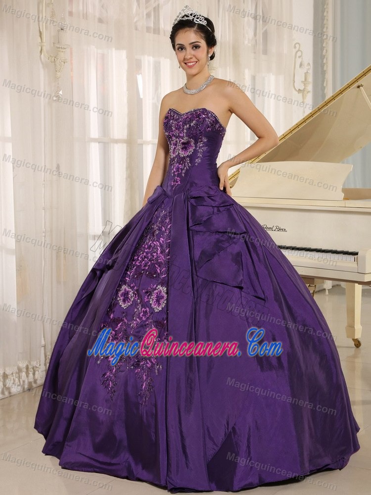 Eggplant Purple Sweetheart Quinceanera Dress With Embroidery and Beading