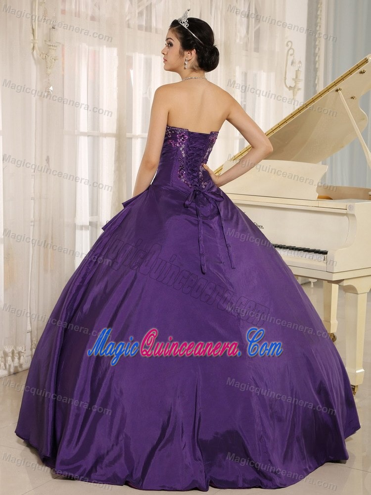 Eggplant Purple Sweetheart Quinceanera Dress With Embroidery and Beading