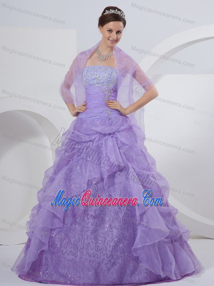 Lilac Quinceanera Dress with Ruffles in Organza and Shinning Fabric